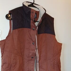 Cozy NEW Kuhl vest